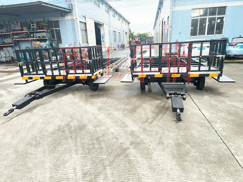 5吨带不锈钢配件牵引ky平台_KY（中国）一站式服务平台 护栏型全挂车