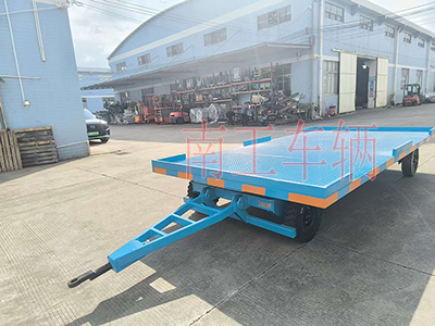 4吨牵引ky平台_KY（中国）一站式服务平台 全挂式工具拖车6I.jpg