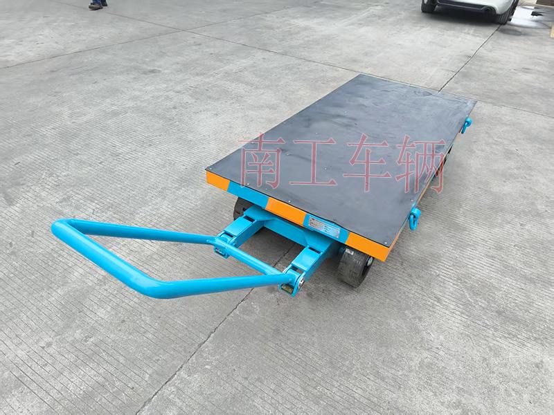 3吨小型ky平台_KY（中国）一站式服务平台 带橡胶垫工具车