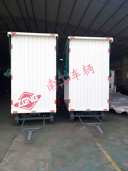 白色雨篷ky平台_KY（中国）一站式服务平台3I.jpg