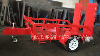 0.5吨带爬梯消防车专用ky平台_KY（中国）一站式服务平台2I.jpg