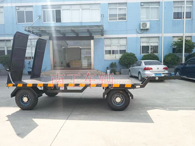 3吨带爬梯工业牵引ky平台_KY（中国）一站式服务平台4I.jpg