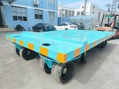 18吨重型ky平台_KY（中国）一站式服务平台 四个转盘工具拖车2I.jpg