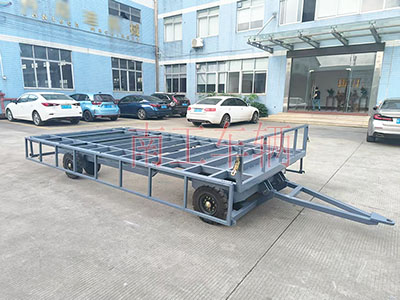 4吨骨架式ky平台_KY（中国）一站式服务平台 带下翻护栏工具拖车I.jpg
